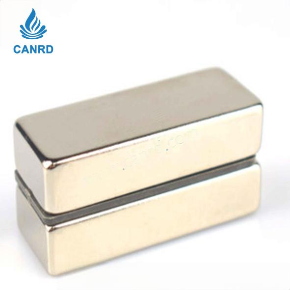 Magnet